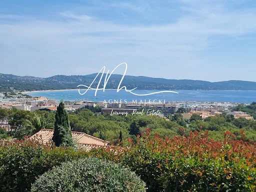 Propriété 5 pièces 207 m²