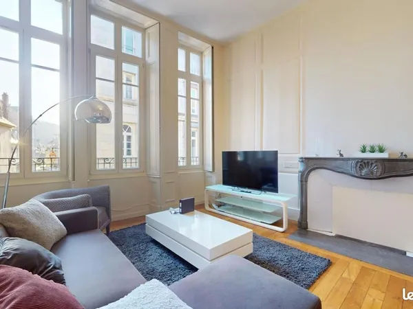 Chambre 4 pièces 108 m²