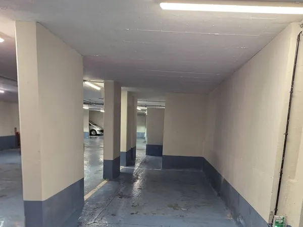 Parking 12 m²