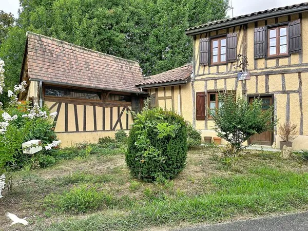 Maison 6 pièces 218 m²