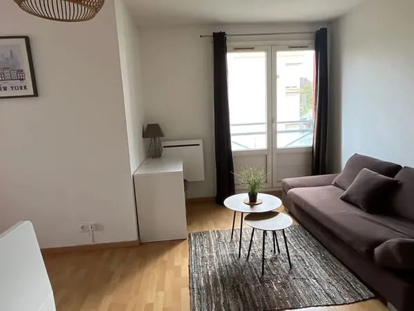 Studio 1 pièce 27 m²