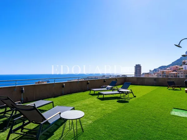 Penthouse clefs en main avec magnifique vue mer panoramique et spectaculaire toit terrasse