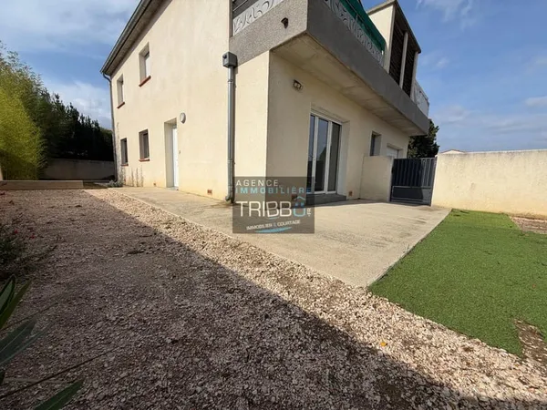 TOULOUGES - Appartement en rez-de-jardin avec garage