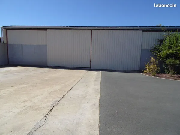 Stationnement Location Les Brouzils   21€
