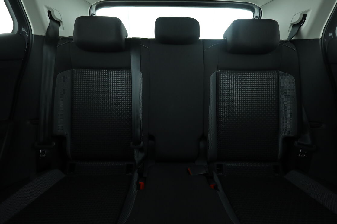 Volkswagen T-Cross 1.0 TSI Active DSG — photo 14