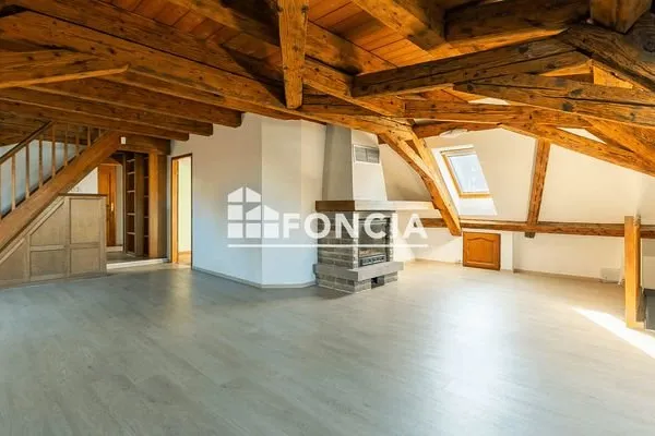 Appartement 4 pièces 100 m²