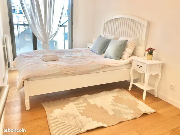UneChambre meublé aux Centre de Rennes Sainte-Anne