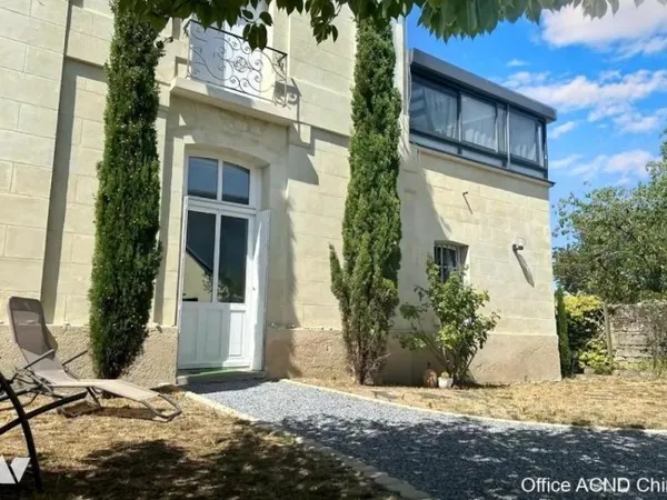 Maison 6 pièces 250 m²