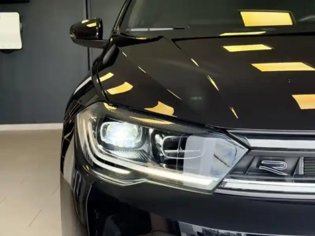 Volkswagen Polo 1.0 tsi 95ch r-line — photo 8