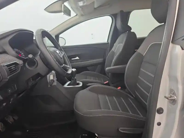 Dacia Jogger eco-g 100 7 places — photo 32