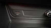 Audi Q2 35 TFSI 150ch S line S tronic 7 — photo 30