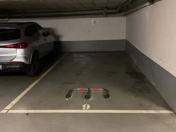 Garage et parking Location Paris 250€