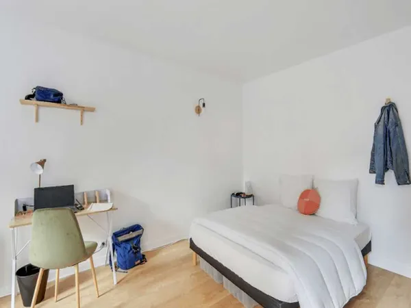 Chambre à Paris - Rue De Belleville, Amérique