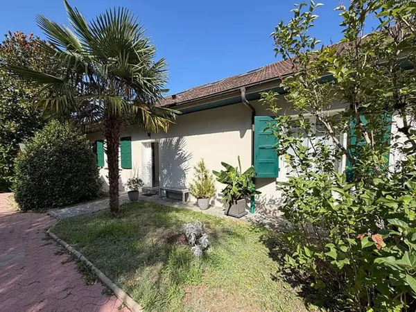 Maison Monnetier Mornex 5 pièce(s) 108.79 m2