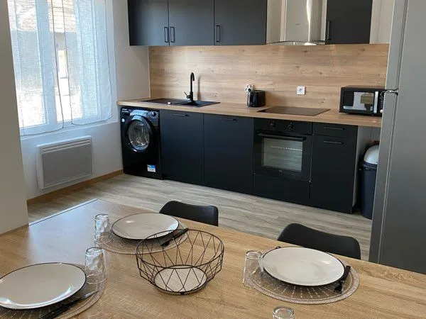 Colocation : 1 Chambre avec salle de bain et toilette privatifs - Tout inclus - Neuf
