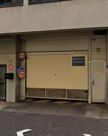 Lot de 7 places de parking