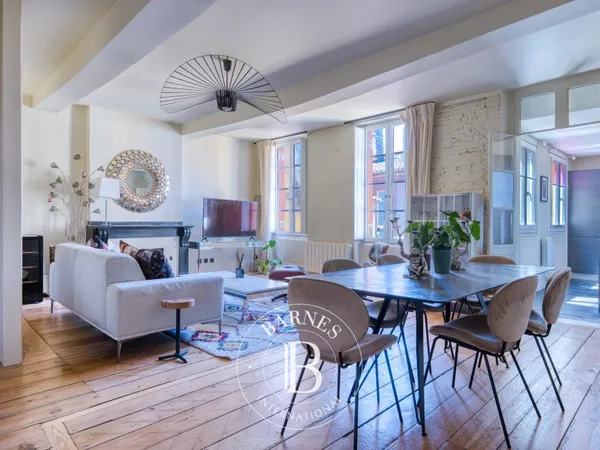 CARMES, APPARTEMENT DE 110M², 3 CHAMBRES.