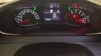 Peugeot 2008 1.2 PureTech 130ch S&S Allure EAT8 — photo 10