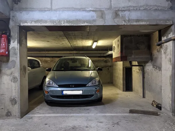 VENDS PARKING QUARTIER PETIT MONTROUGE 75014 PARIS