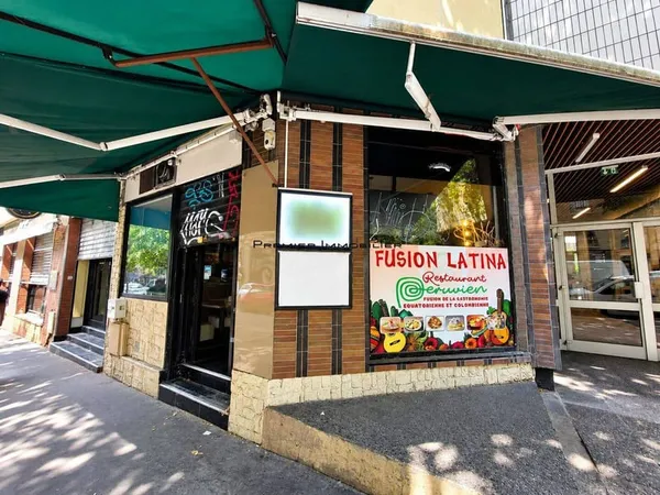 Local commercial 110 m²