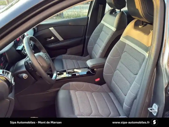 Citroën C4 puretech 130 s&amp;s eat8 — photo 9