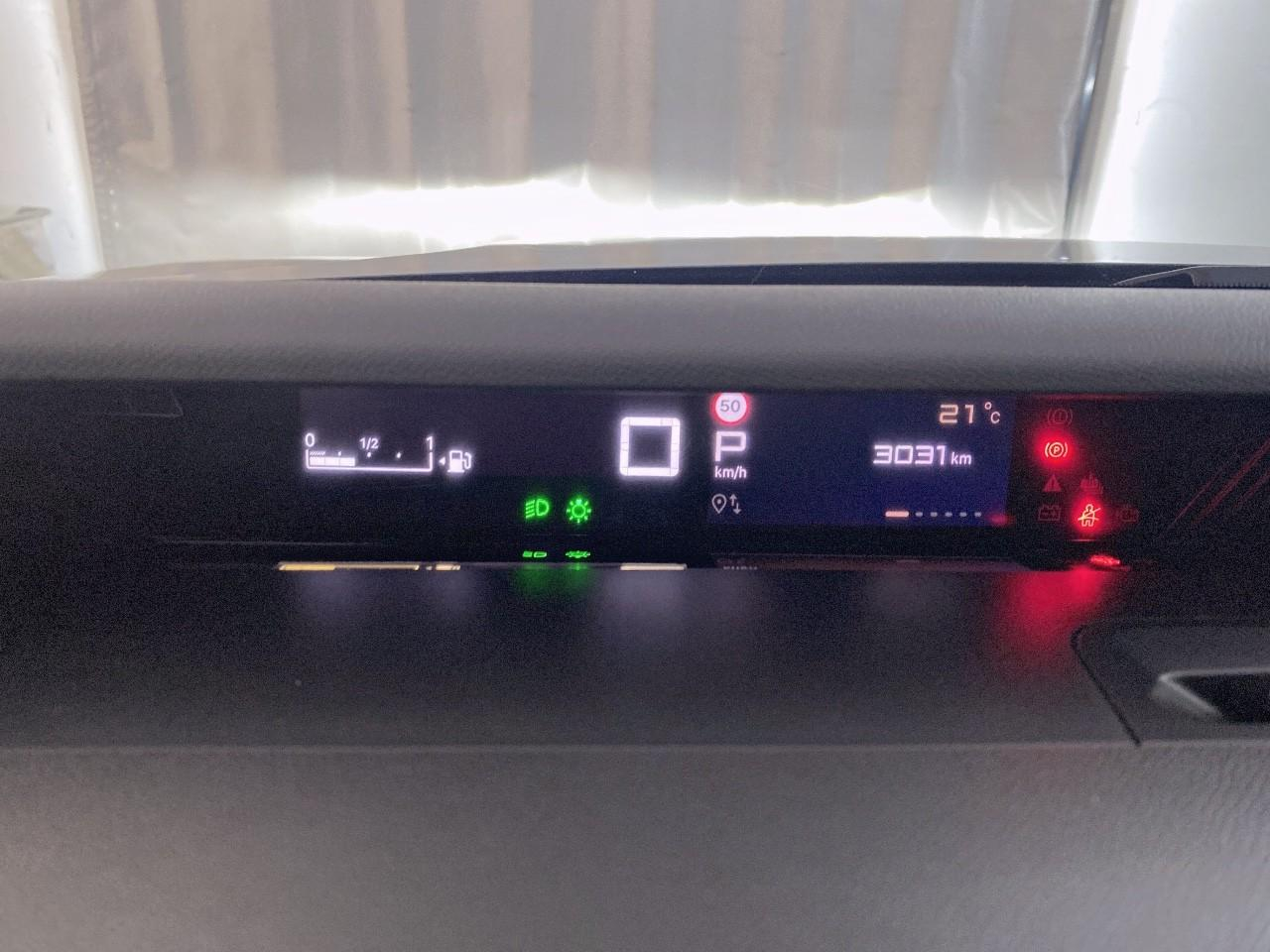 Citroën C3 Aircross hybride 145 ch aut max — photo 13
