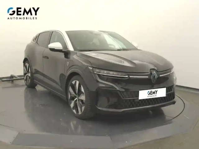 Renault Megane e-tech ev60 220 ch optimum charge — photo 3