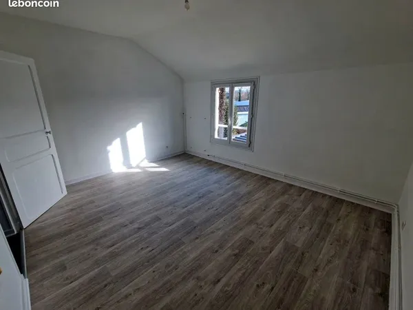 À LOUER - appartement T3 de 65m2