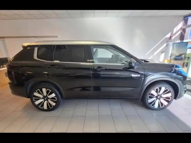 Mitsubishi Outlander 2.4 phev 306ch instyle 4wd — photo 4