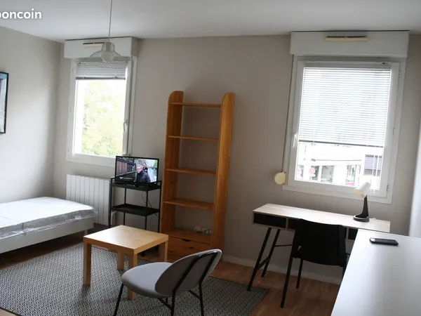 PARTICULIER LOUE STUDIO MEUBLE 22m² QUARTIER CLEMENCEAU