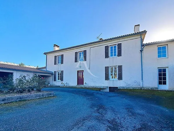 Maison 7 pièces 145 m²