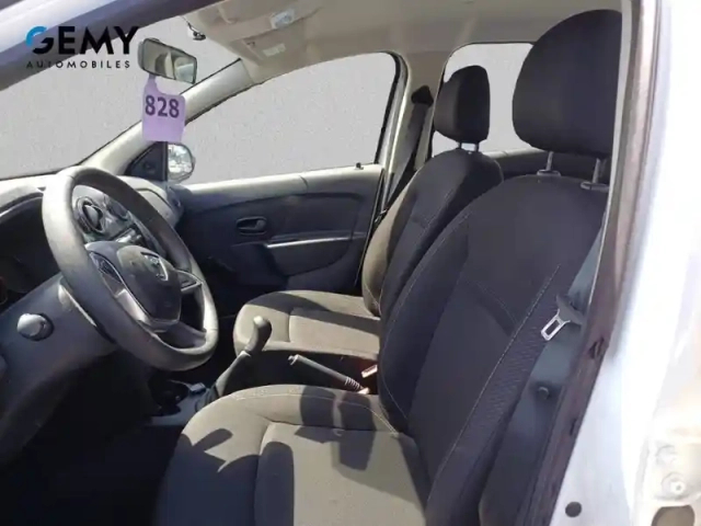 Dacia Sandero sce 75 — photo 10