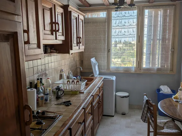 Loue chambre en colocation dans appartement