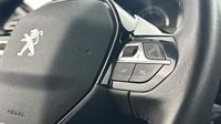 Peugeot 2008 1.2 PureTech 130ch S&S Style — photo 18