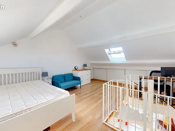 F2 en Duplex avec parking