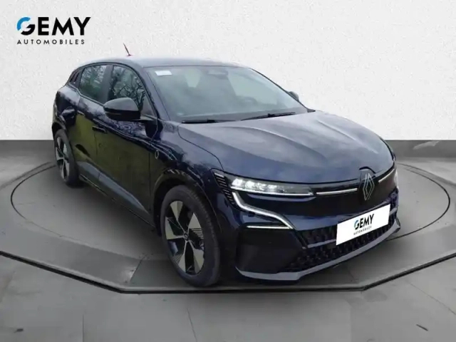 Renault Megane e-tech ev60 220 ch super charge — photo 3