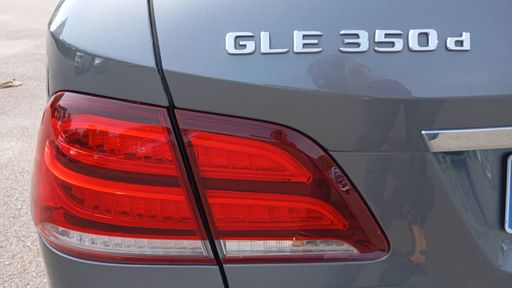 Mercedes Classe GLE 350 d 258 4Matic 9G-Tronic - Sportline – 2018 – 193684 km – Diesel – Boîte Automatique — photo 13