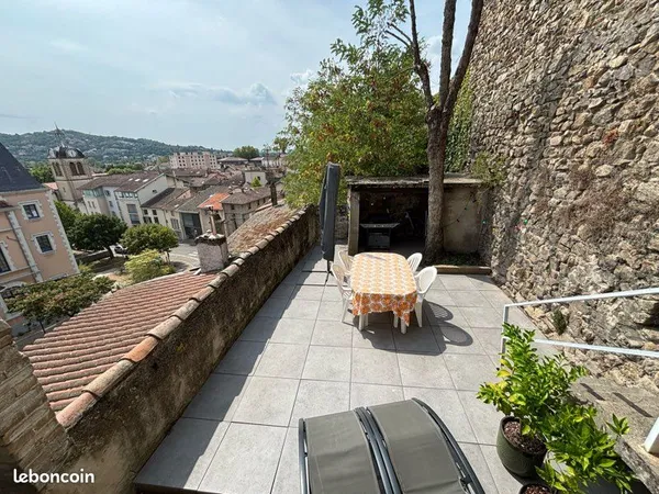 Maison de village lumineuse de 68 m² à Condrieu