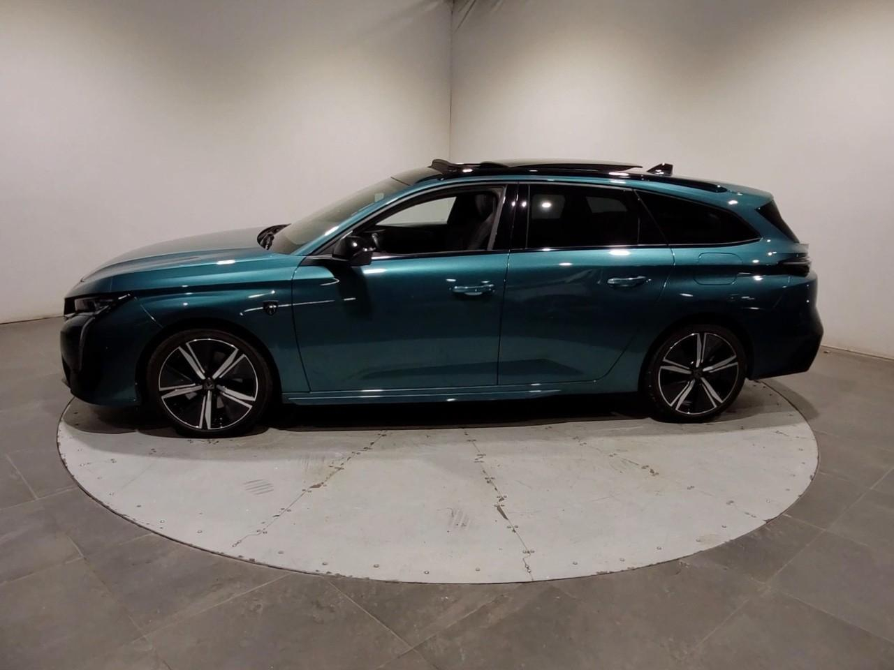 Peugeot 308 sw phev 180 e-eat8 gt — photo 2