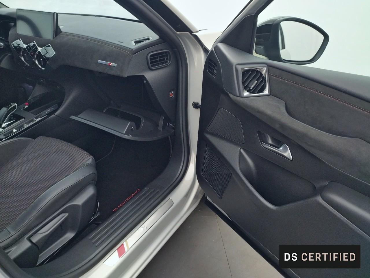 Ds Ds 3 crossback puretech 155 eat8 performance line+ — photo 26