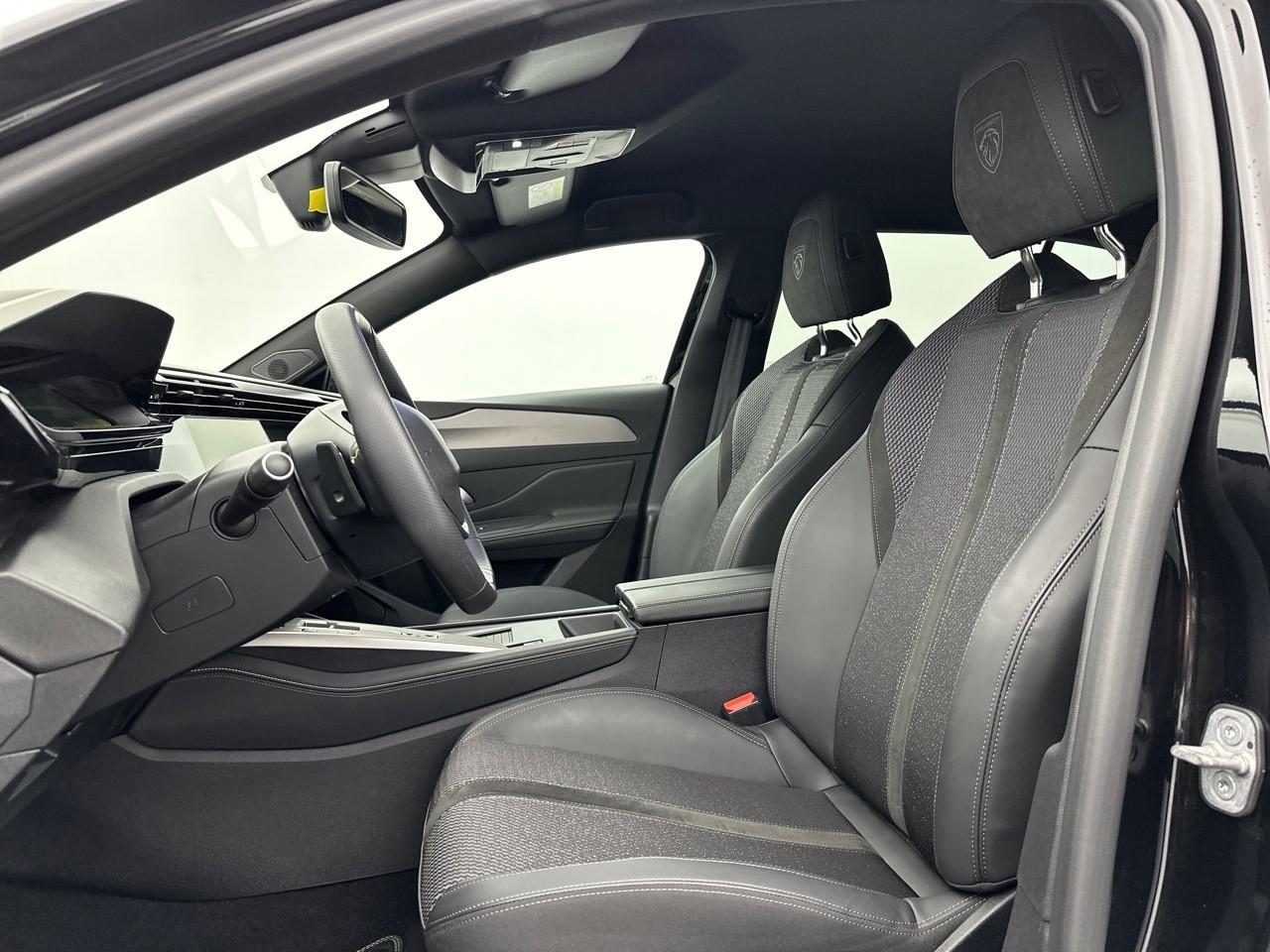 Peugeot 408 hybrid 145 e-dcs6 gt — photo 9