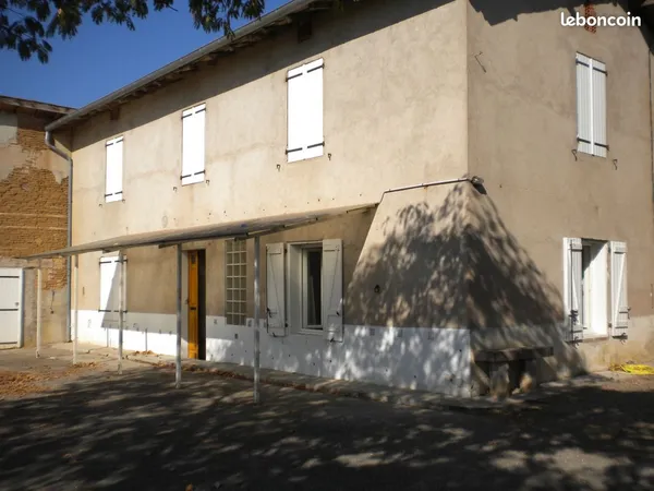 Location maison ancienne T4
