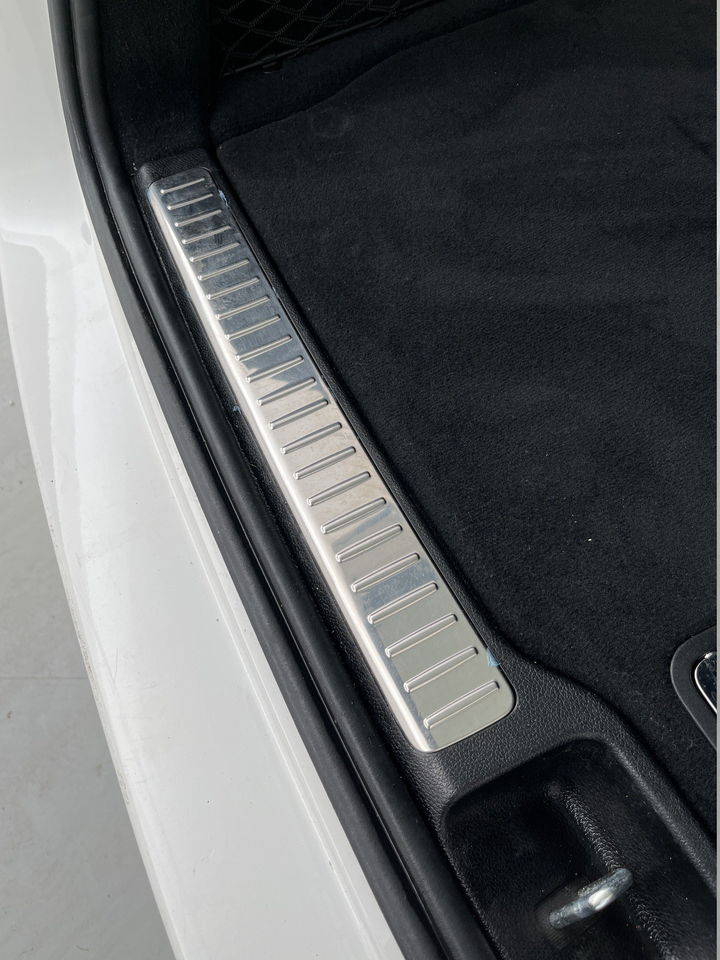Mercedes GLC — photo 51