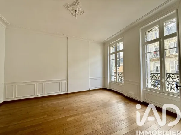 Appartement 9 pièces 268 m²