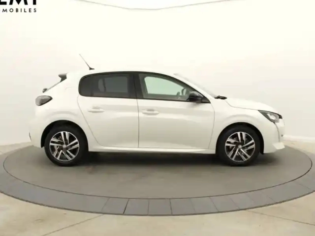 Peugeot 208 puretech 100 s&amp;s bvm6 — photo 4