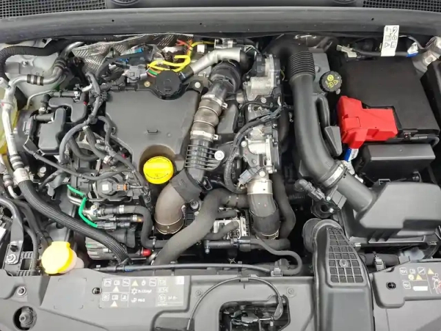 Renault Clio blue dci 100 - 21n — photo 13