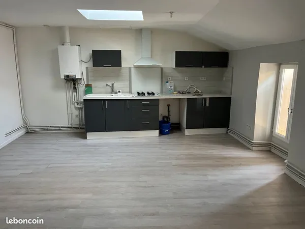 Appartement centre-ville 2eme étage