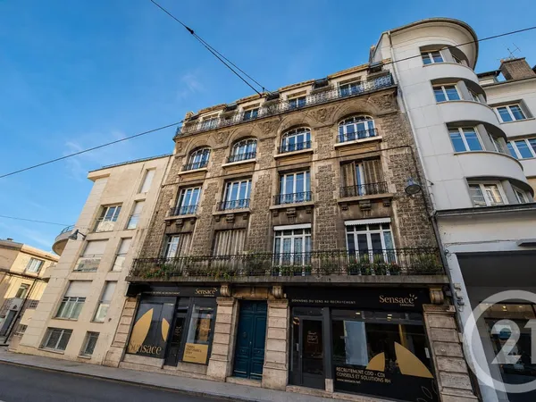 Appartement 4 pièces 98 m²