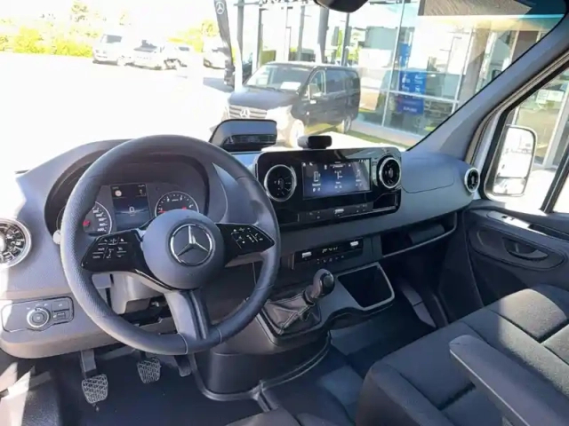 Mercedes Sprinter fgn 317 cdi 43 3.5t rwd — photo 12
