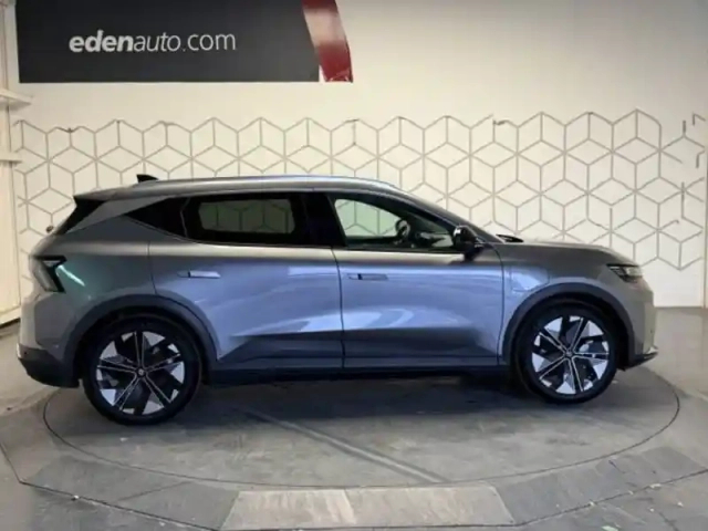 Renault Scenic e-tech électrique 220 ch grande autonomie — photo 5